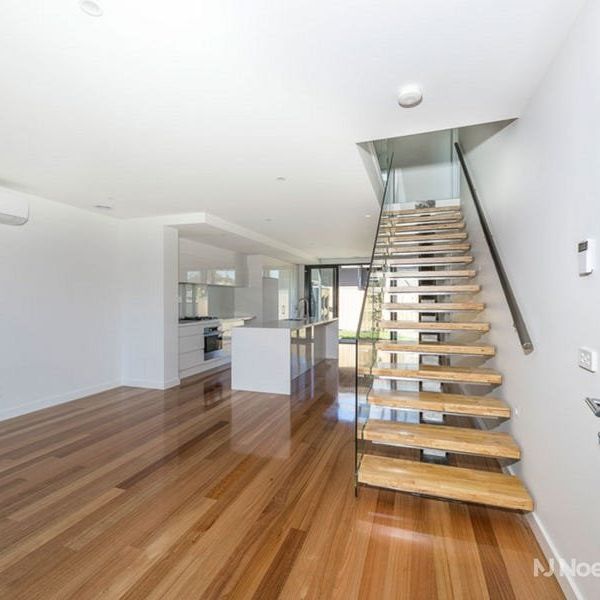 23B Devon Drive, DONCASTER EAST - Photo 1