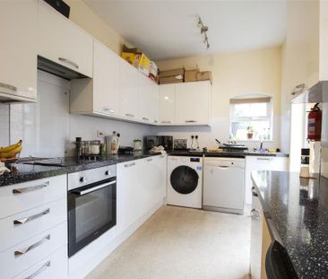 6 bedroom house to rent - Photo 4