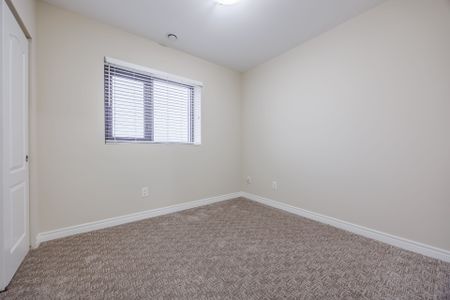 For Lease - 5837 Dunn Street Unit# 407, Niagara Falls, Ontario - Photo 2