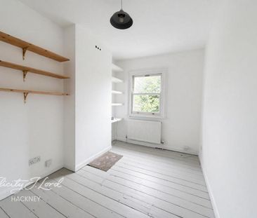 3 bedroom flat to rent - Photo 3