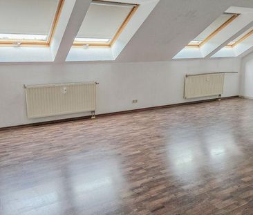 3-ZI-Wohnung für Dachgeschossliebhaber - Foto 1
