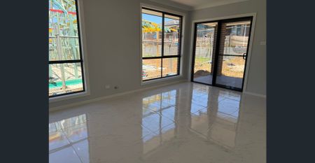 Brand new Family Home For Rent/ Close to school and park - Photo 5