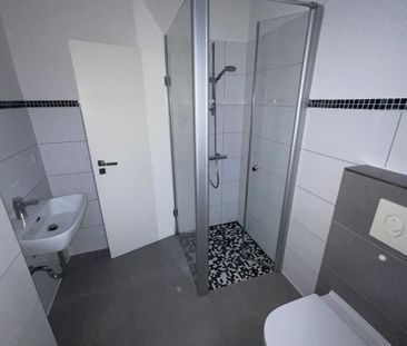 Wohnen direkt am Wasser! 3ZKBBalkonwohnung im Erdgeschoss zu verm... - Photo 6