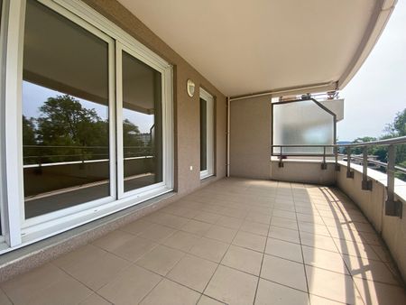Location Appartement 3 pièces 65m² BESANCON 25000 - Photo 2