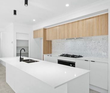 Greenbank - Photo 2