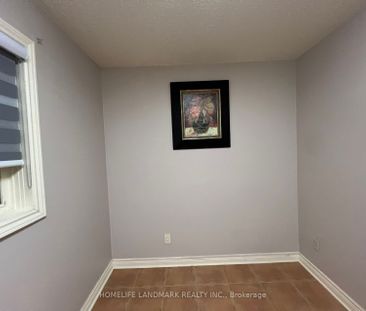 Detached Home For Lease | N8069002 - Photo 3