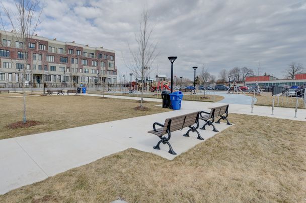 For Lease - 90 Eastwood Park Gardens Unit# 10-4, Toronto, Ontario - Photo 1