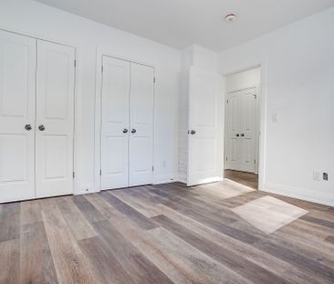 For Lease - 166 Vaughan Road Unit# Main & Basement, Toronto, Ontario - Photo 3