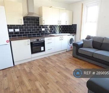 5 bedroom maisonette to rent - Photo 5