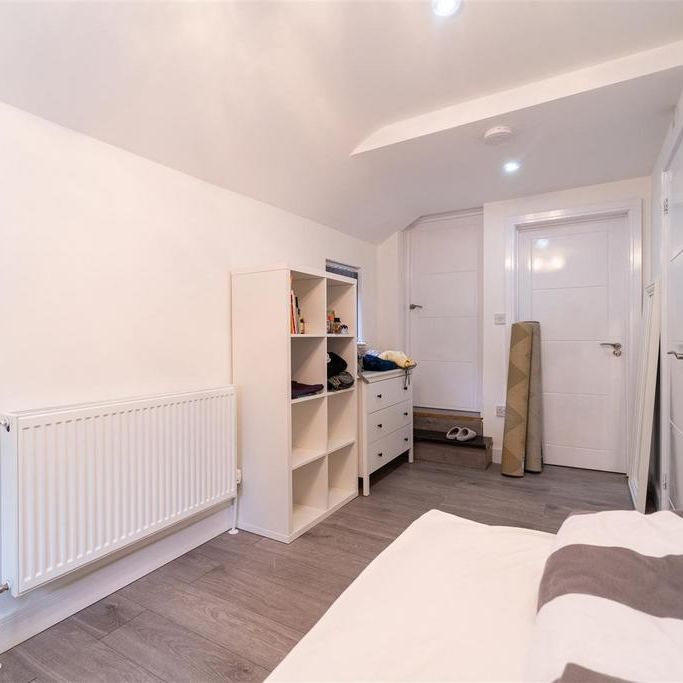 2 bedroom house to rent - Photo 1