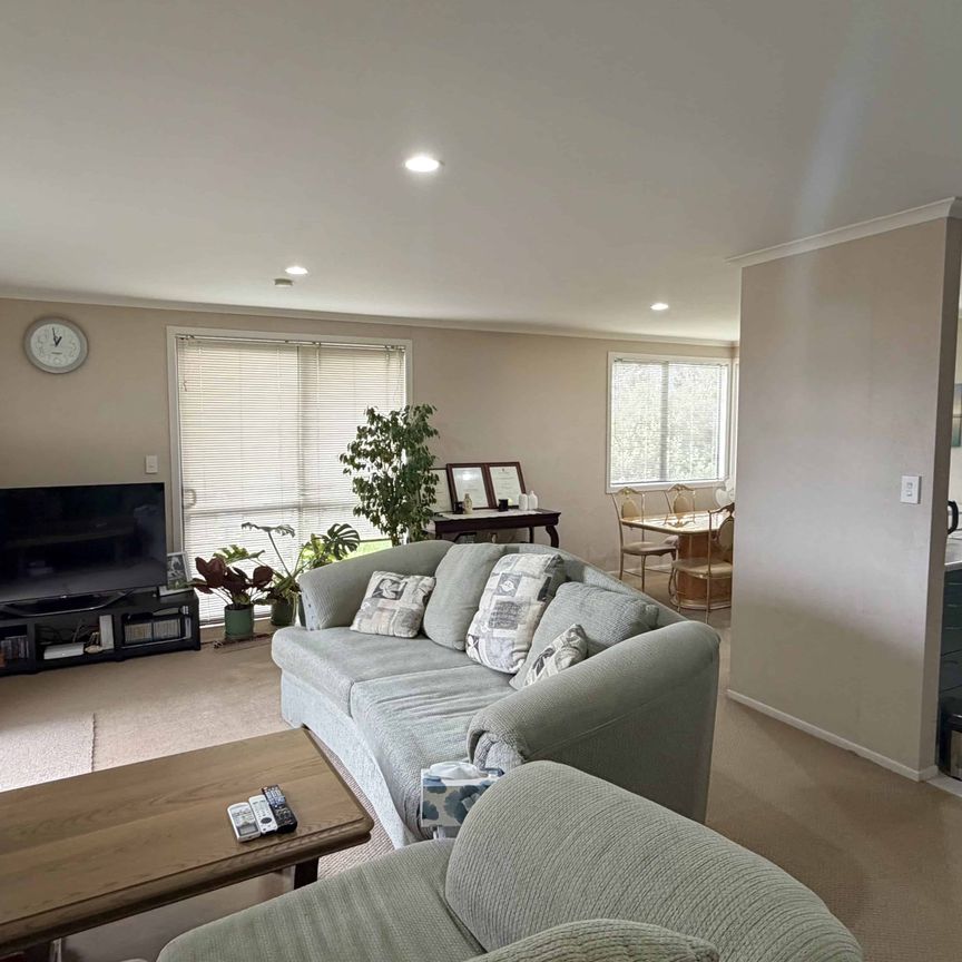 CHECK OUT MY VIEWS!! - Photo 1