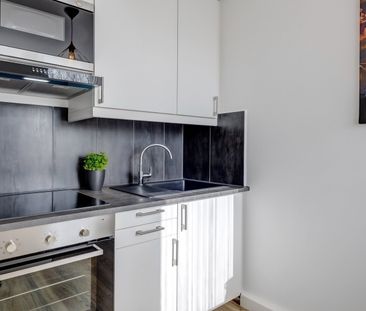 Milbertshofen: Renovated apartment with desinger furniture - Photo 6