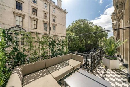 Ennismore Gardens, South Kensington, SW7 - Photo 2