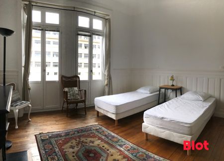 Location Appartement 4 pièces 92m² RENNES 35000 - Photo 4