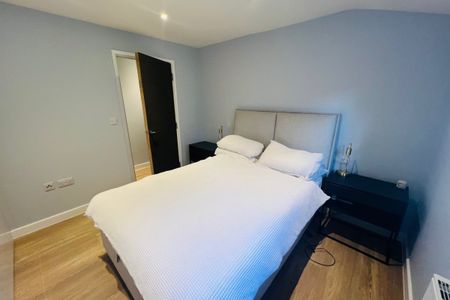 Ray Park Avenue - Photo 2