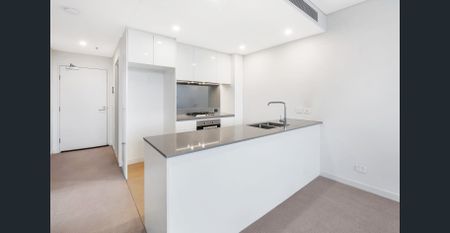 Prime location and exceptional value - Photo 2