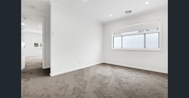 Brand new luxury living in the heart of Preston - Photo 1