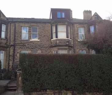 1 Bed - Somerset Road, Almondbury, Huddersfield, West Yorkshire - Photo 2