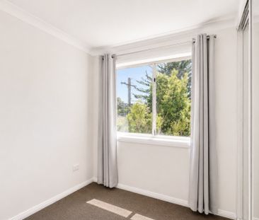 Renovated Modern Duplex&excl; - Photo 3