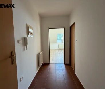 Pronájem moderního bytu 2+kk s balkonem, ihned k nastěhování - Photo 2