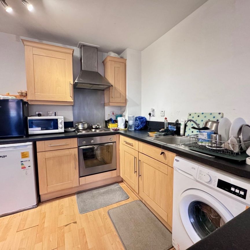Park West, City Centre, NG7, Nottingham - Photo 1