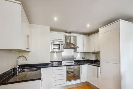 2 bedroom flat to rent - Photo 3