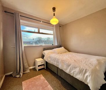 Landseer Way, Leeds - Photo 2