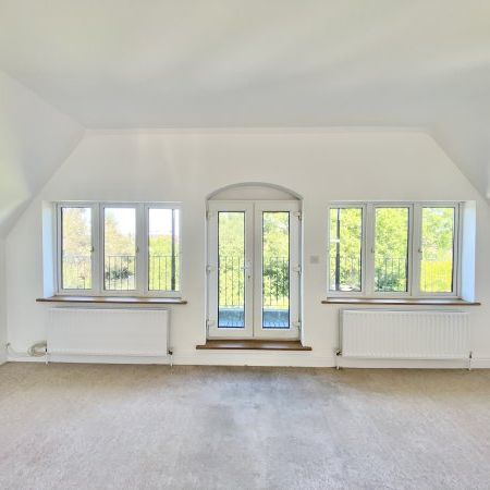 Crowstone Road Westcliff on Sea, Property for rent - Photo 1