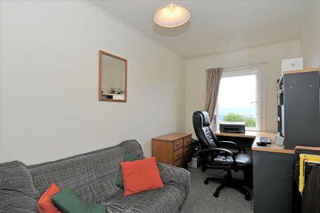 Stunning 2 Bedroom Unit at an Affordable Price. - Photo 3