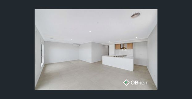 Family home close to everything! - Photo 1