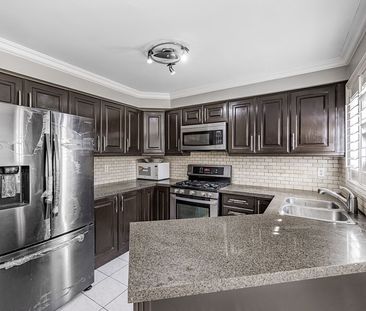 For Lease - 5930 Bassinger Place Unit# Upper, Mississauga, Ontario - Photo 2