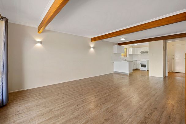 Cosy townhouse in a superb location - Photo 1