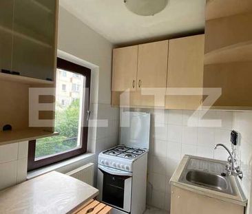 Garsoniera, deocamdată, parcare, 30 mp, zona străzii Almașului - Fotografie 6