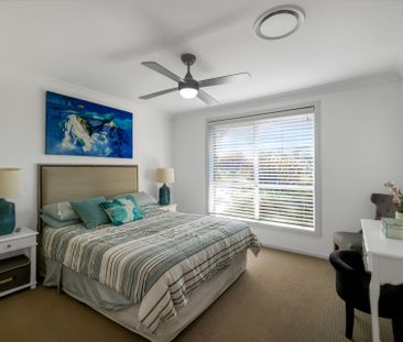 Coastal 3 Bedroom - 2 Bathroom - Double Garage plus Boat or Van Sto... - Photo 4