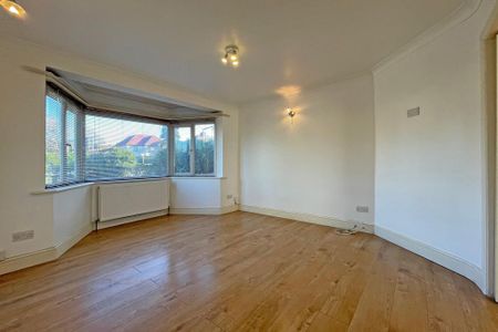 3 bedroom semi-detached house to rent - Photo 3