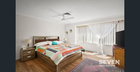 GOEGEOUS FAMILY HOUSE - Photo 3