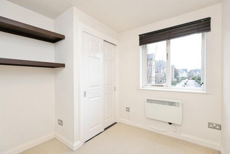 2 bedroom apartment to rent - Photo 3