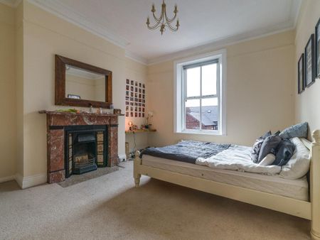 4 bedroom maisonette to rent - Photo 5