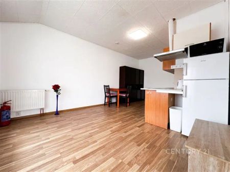 Světlý byt 2+kk (35 m - Fotografie 4