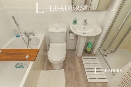 3 bedroom house to rent Shipman Road, Leicester, Leicestershire, LE3 - Photo 3