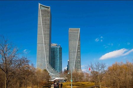 For Lease - 30 Shore Breeze Drive Unit# 5005, Toronto, Ontario - Photo 2