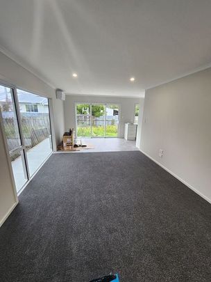 3 bedroom New Build - warm and toasty! - Photo 1