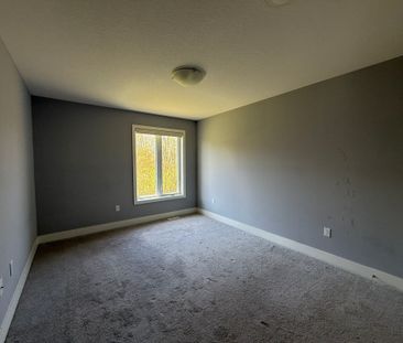 For Lease - 2004 Evans Boulevard Unit# UPPER, London South, Ontario - Photo 2