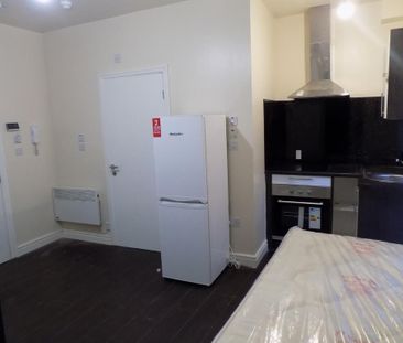 1 bedroom apartment to rent - Photo 4