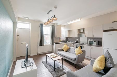 4 bedroom house to rent - Photo 2