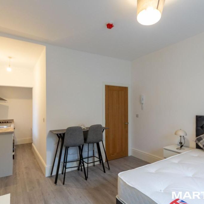 Studio to rent - Photo 1