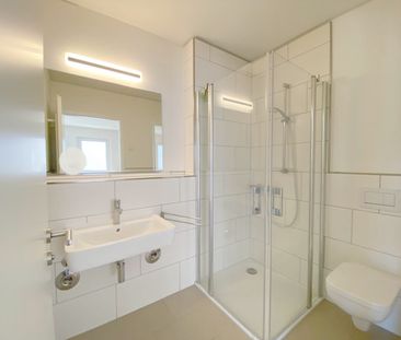 Schöne Erdgeschosswohnung mit barrierefreiem Bad und toller Terrass... - Photo 1