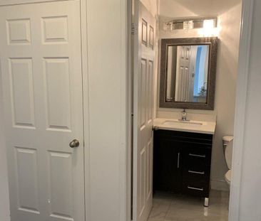 For Lease - 5035 Oscar Peterson Boulevard Unit# 110, Mississauga, O... - Photo 4