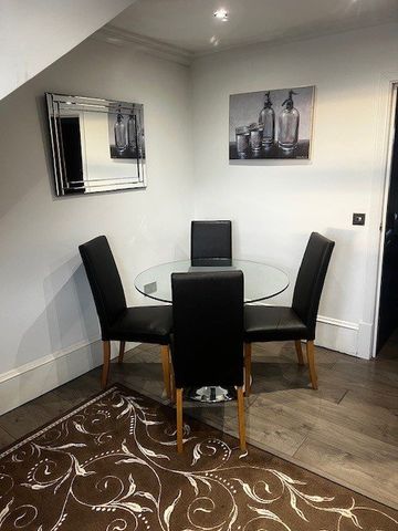 2 bedroom apartment to rent - Photo 4