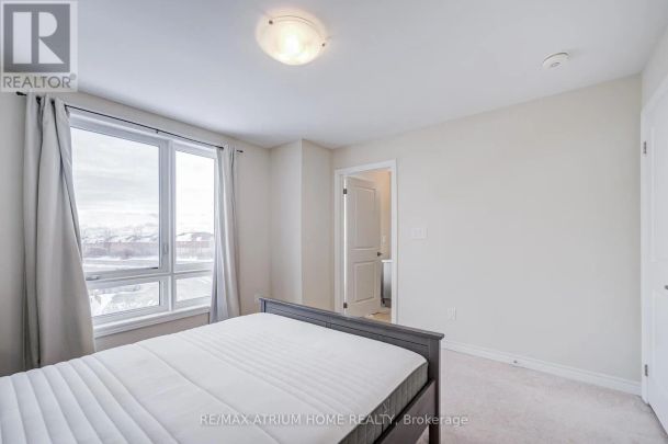 60 IMPERIAL COLLEGE LANE - Photo 1